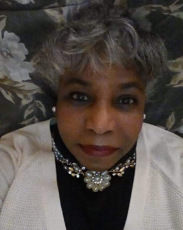 Gwen Ebron Headshot